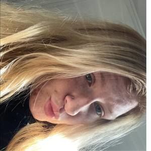 Meet your Posher, Halie